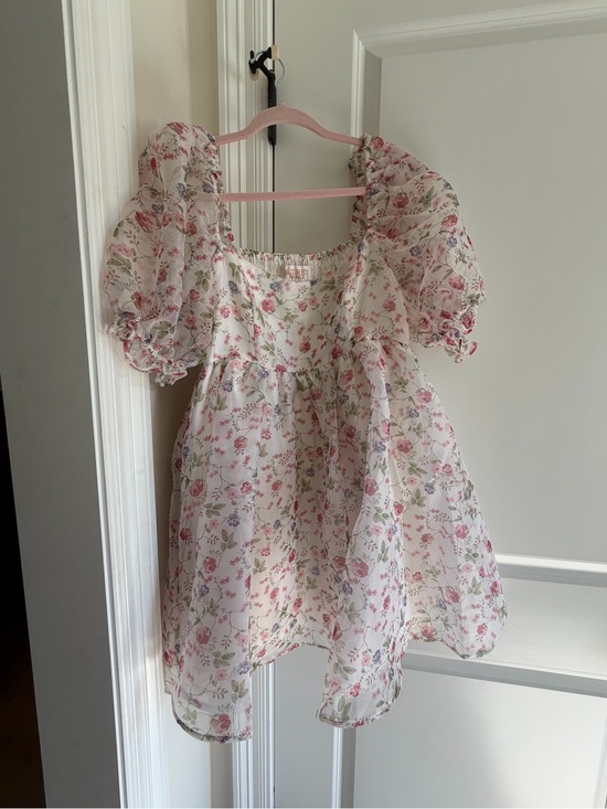 Francesca's Collections Dresses & Skirts - Floral Puff-Sleeve Women’s Dress - Pink/White